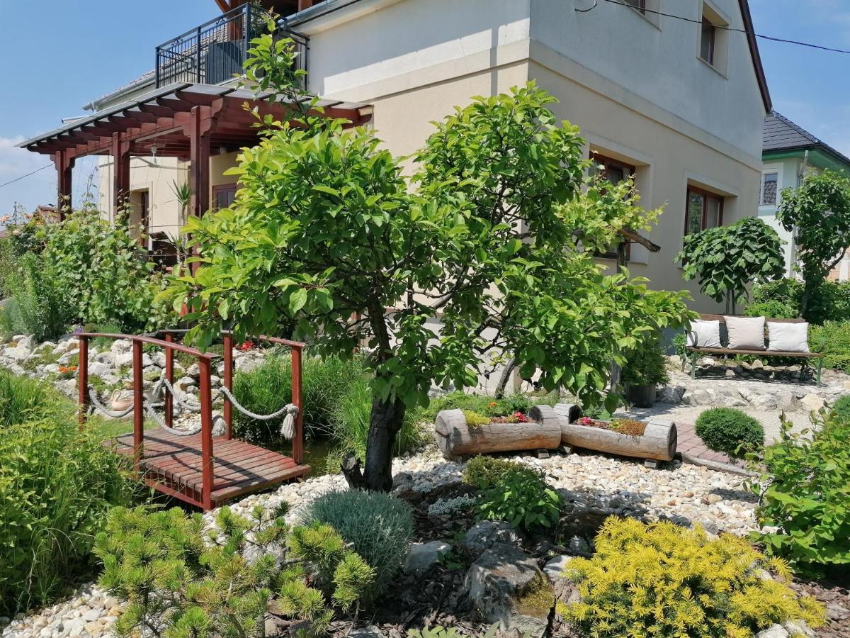 Marianna Apartman Gyenesdias Luaran gambar