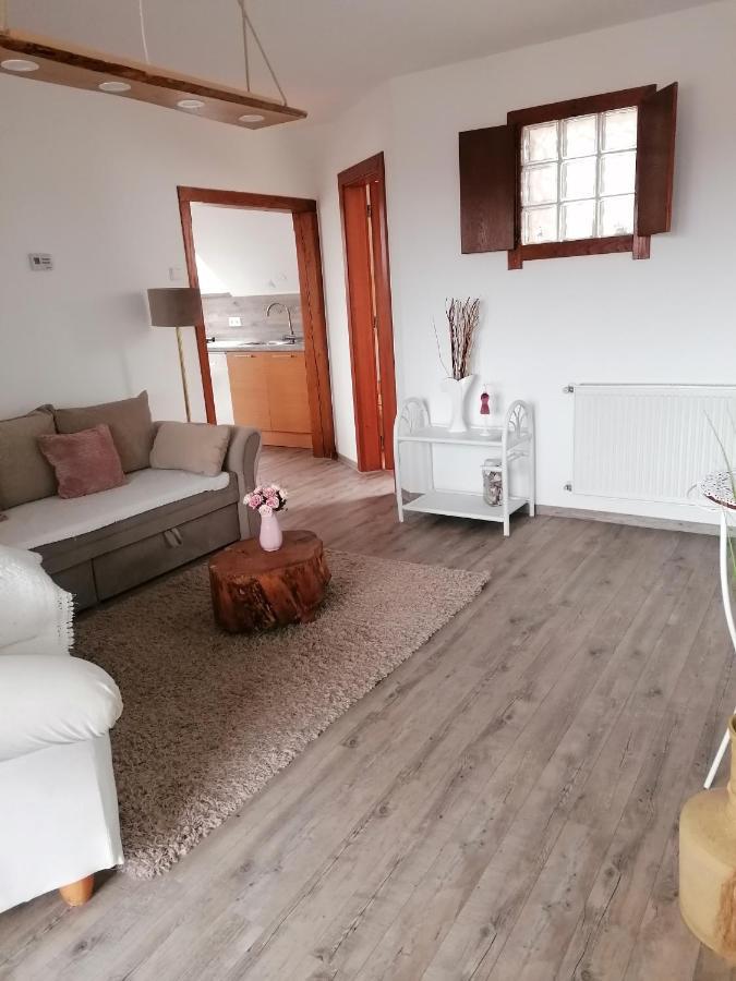 Marianna Apartman Gyenesdias Luaran gambar