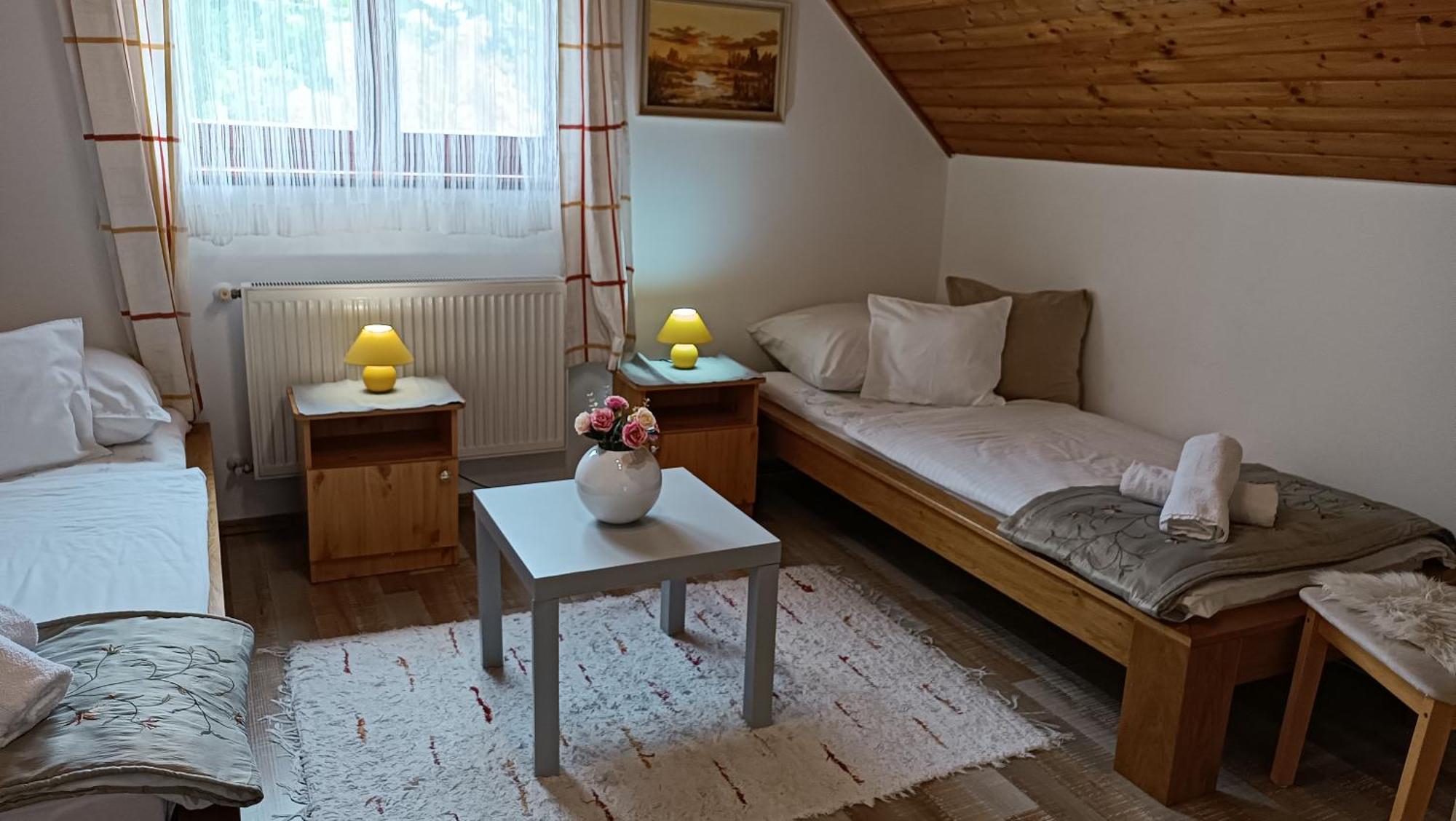 Marianna Apartman Gyenesdias Luaran gambar